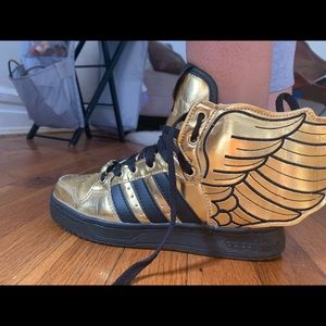 JEREMY SCOTT X ADIDAS JS WINGS 2.0